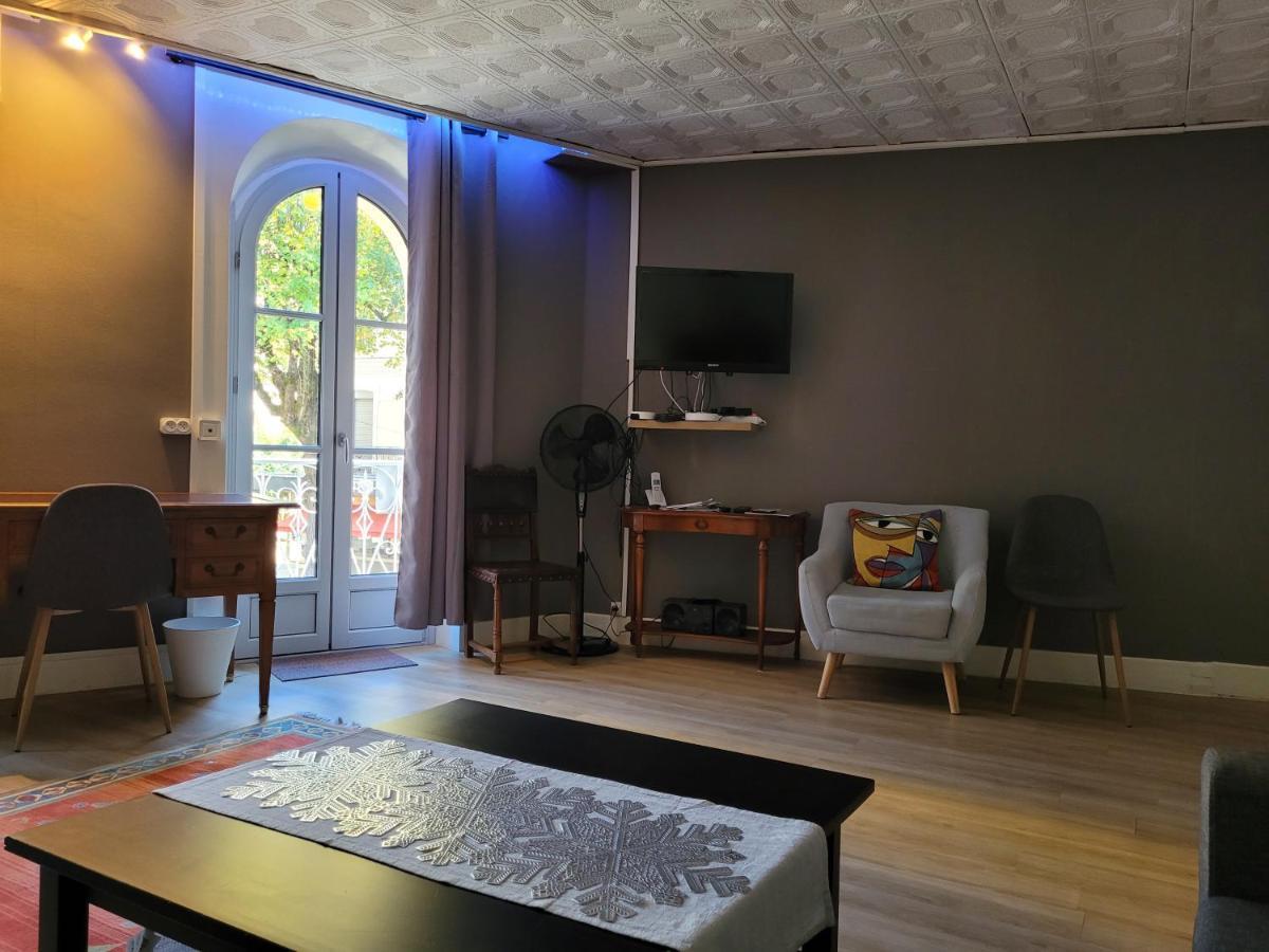 Bel Appartement Bagneres De Luchon Centre מראה חיצוני תמונה